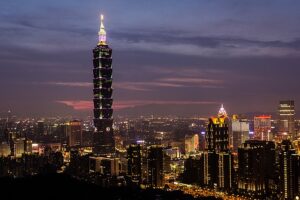 a city skyline at night